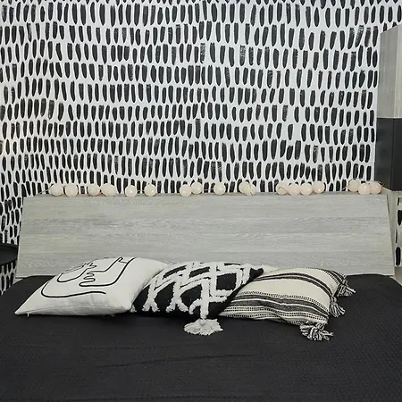 アパート Black & White -1bd Flat In Center By Flat Mаnager